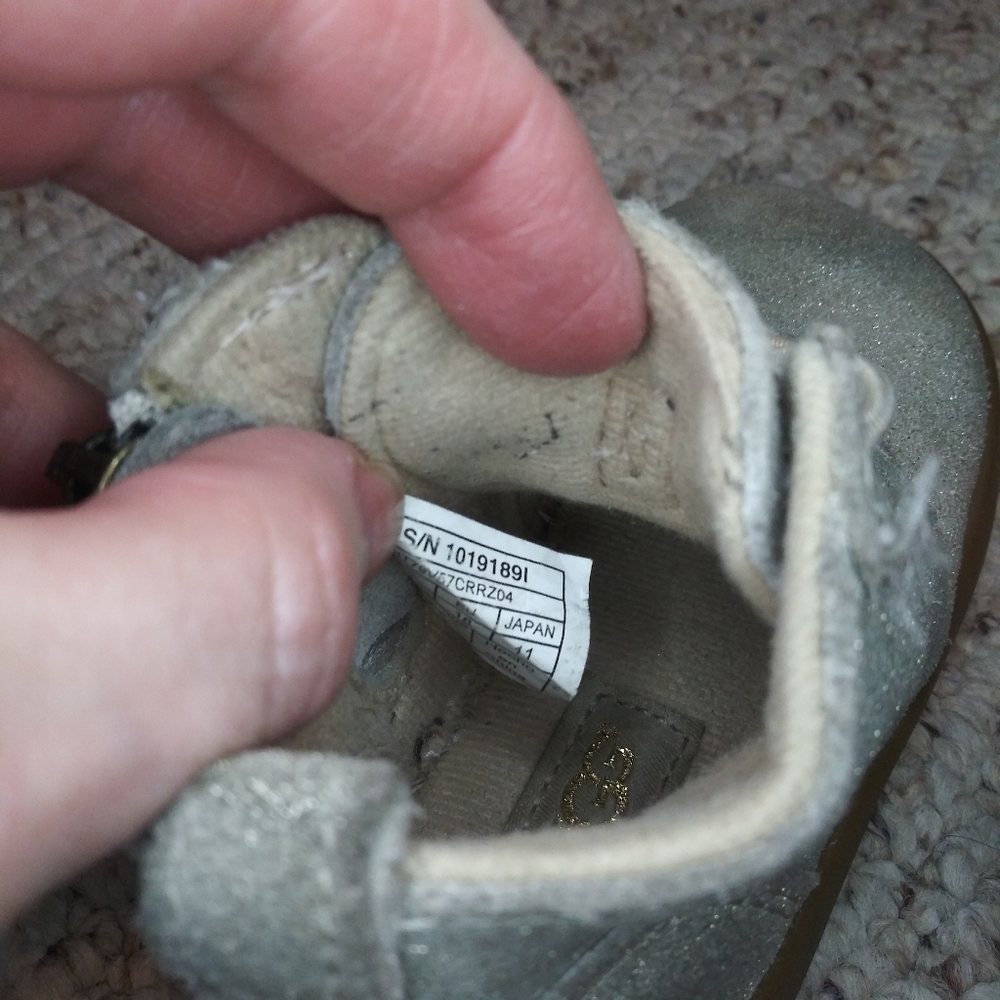 UGG Kristjan Toddler Distressed Metallic Suede Chukka Boots - Picture 8 of 10